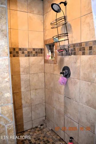 $535,000 | 1617 Bull Run Road, Luttrell, TN 37779