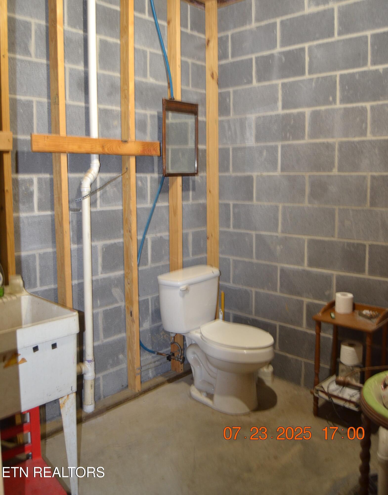 1617 Bull Run Road Luttrell, TN 37779 - Photo 28 of 34 DSC_0139