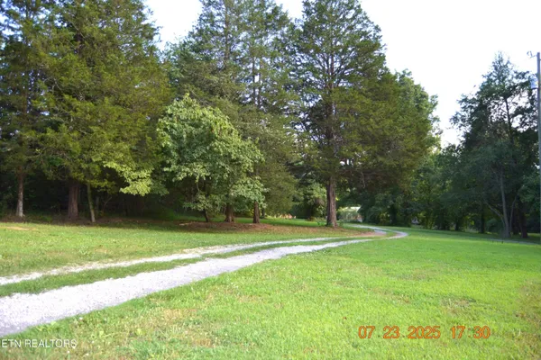 $524,900 | 1617 Bull Run Road, Luttrell, TN 37779