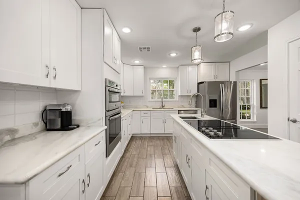 $1,125,000 | 14807 River Forest Drive, Houston, TX 77079