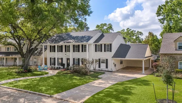 $1,125,000 | 14807 River Forest Drive, Houston, TX 77079