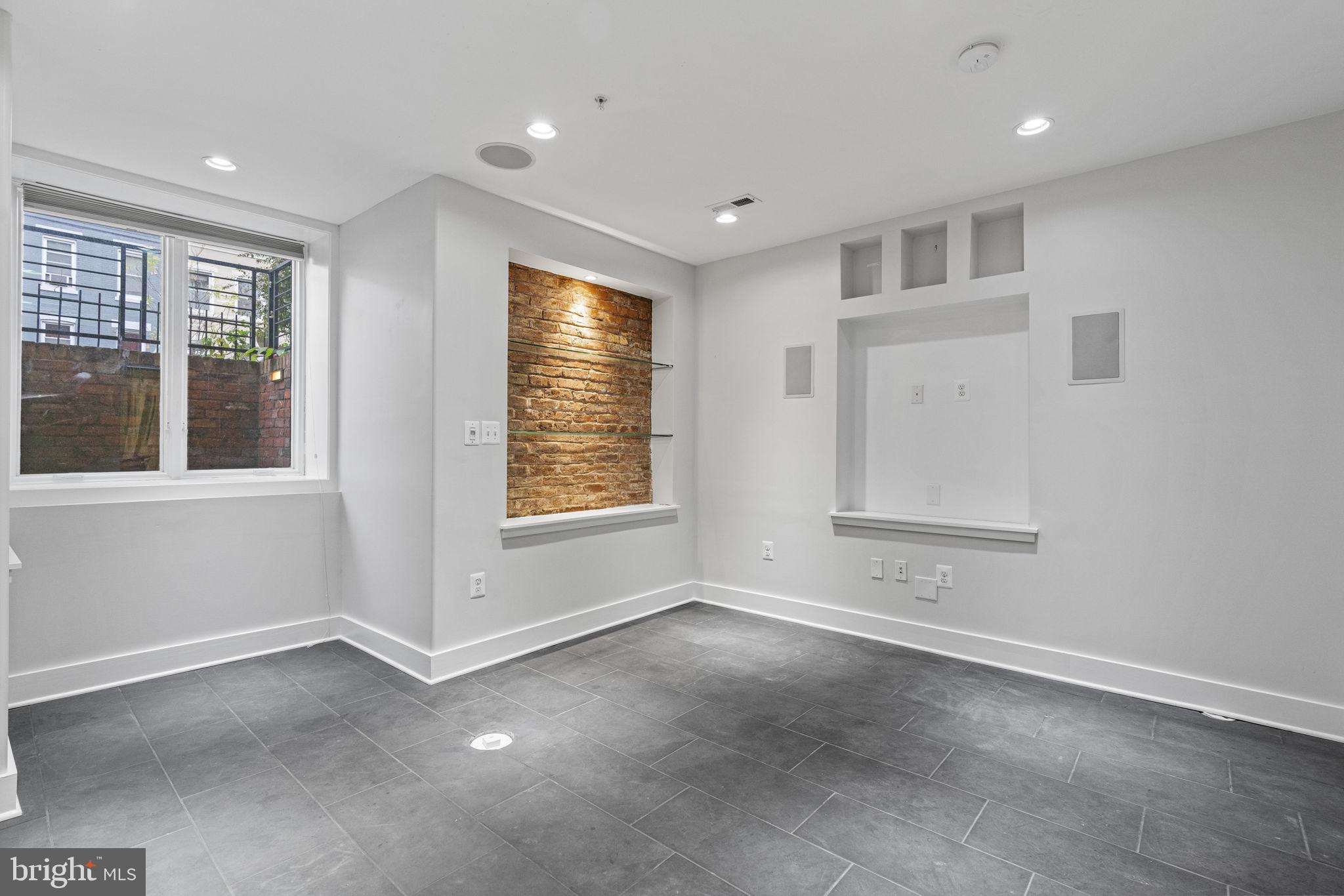 652 L Street Northeast, Unit 1 Washington, DC 20002 - Photo 21 of 36