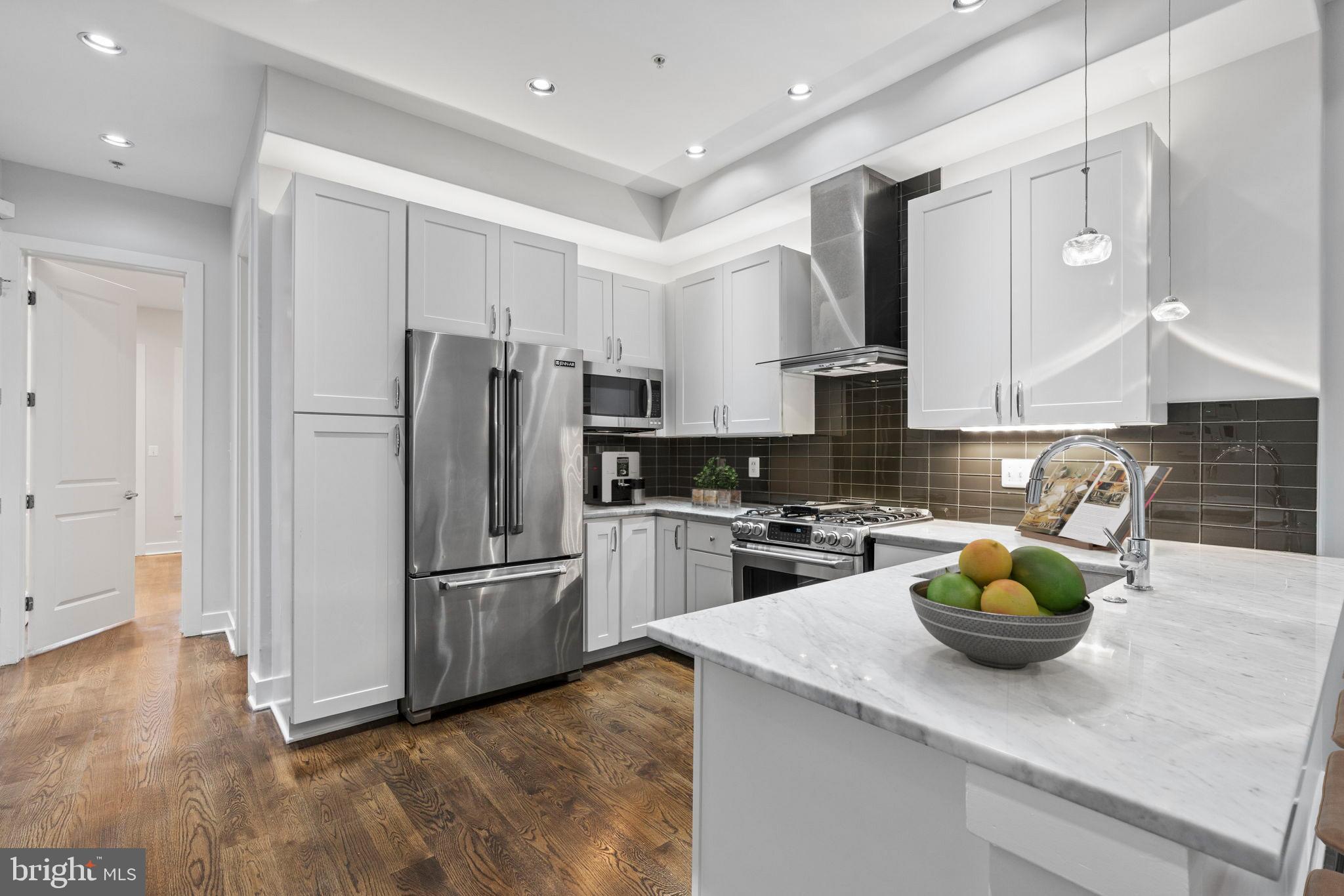 652 L Street Northeast, Unit 1 Washington, DC 20002 - Photo 5 of 36