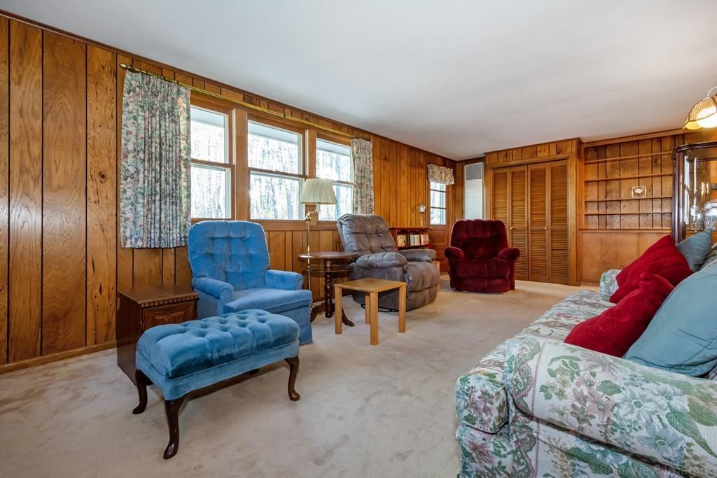 17 Long Meadow Road Chelmsford, MA 01824 - Photo 8 of 42 Gallery Image 8