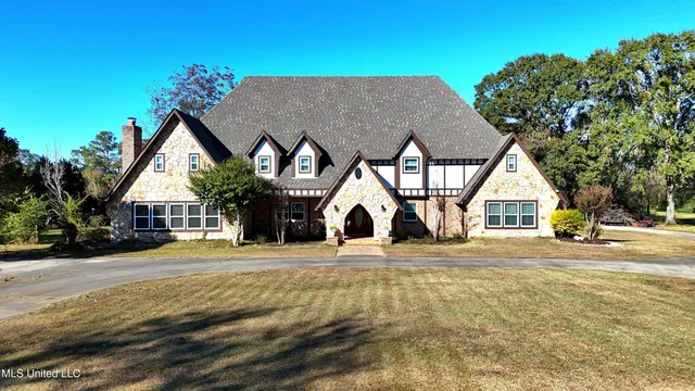$890,000 | 2655 Highway 43 South, Picayune, MS 39466