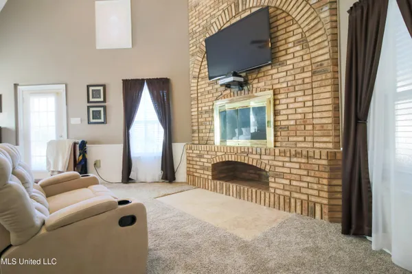 $890,000 | 2655 Highway 43 South, Picayune, MS 39466