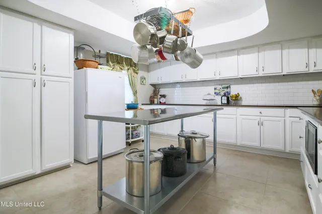 $890,000 | 2655 Highway 43 South, Picayune, MS 39466