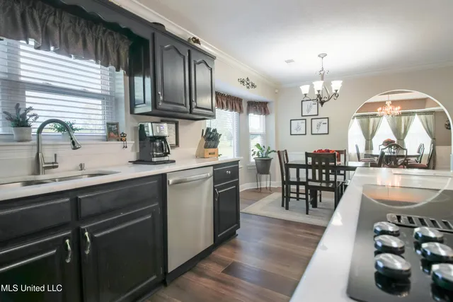 $890,000 | 2655 Highway 43 South, Picayune, MS 39466