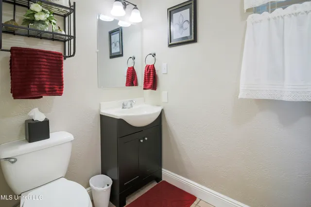 $890,000 | 2655 Highway 43 South, Picayune, MS 39466