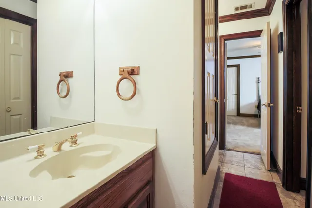 $890,000 | 2655 Highway 43 South, Picayune, MS 39466