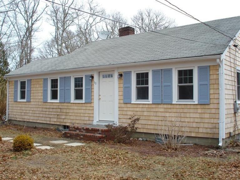 60 Elliott Road Centerville, MA 02632 - Photo 22 of 22 a front view of a house