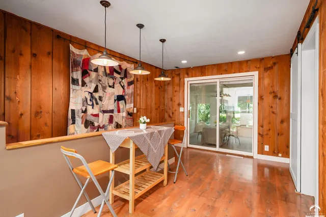 $350,000 | 1211 North 1800th Road, Lawrence, KS 66049