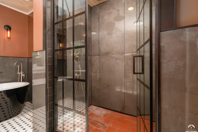 $350,000 | 1211 North 1800th Road, Lawrence, KS 66049