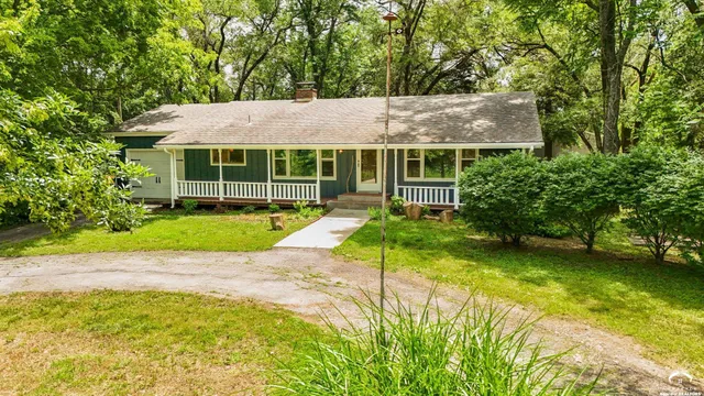 $350,000 | 1211 North 1800th Road, Lawrence, KS 66049