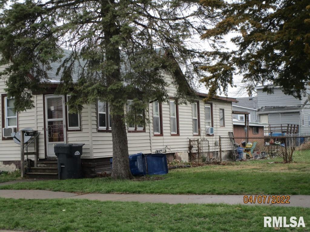 422 2nd Avenue North Clinton, IA 52732 - Photo 2 of 2