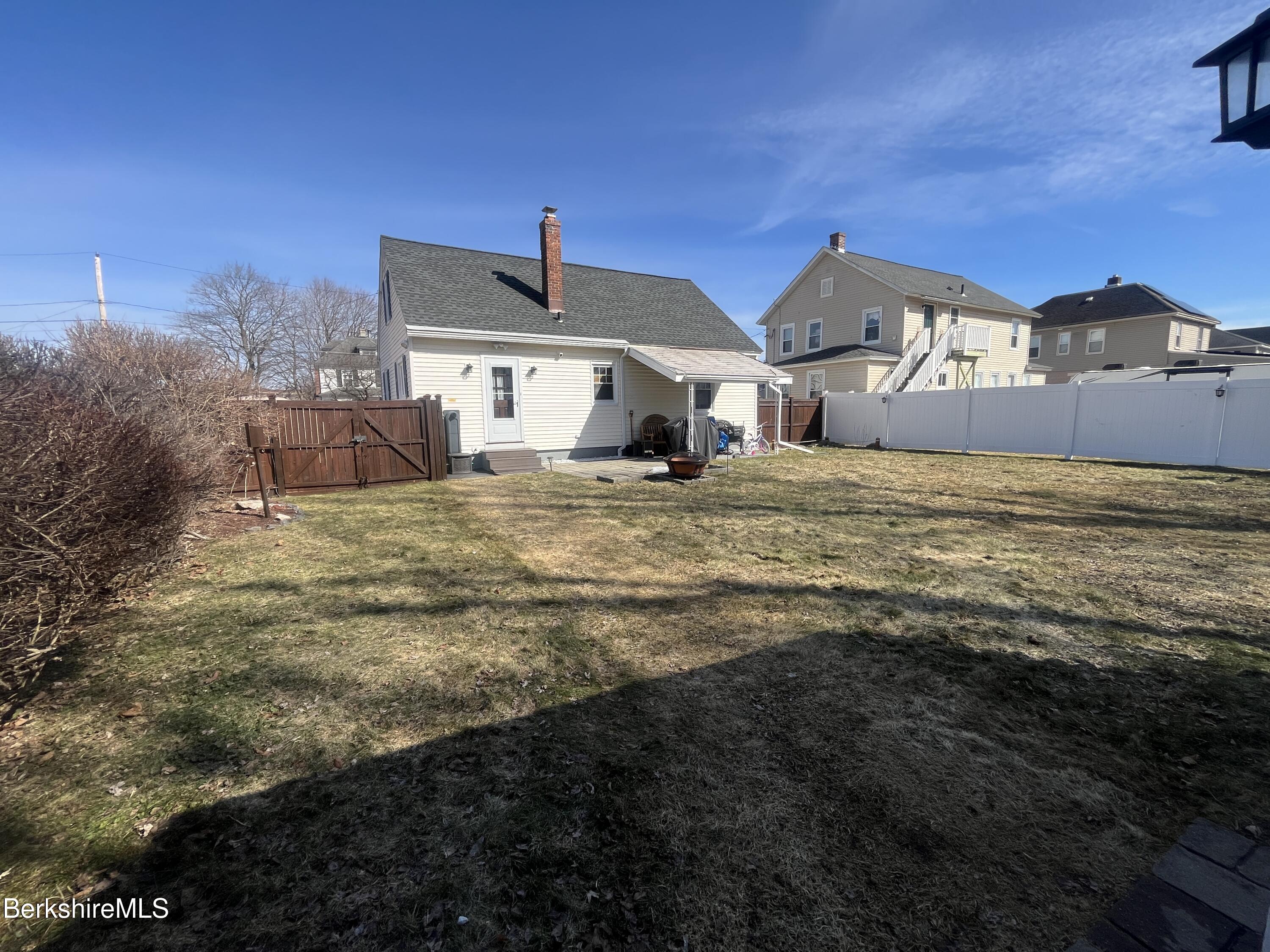 10 Huron Street Pittsfield, MA 01201 - Photo 23 of 28 Back Yard