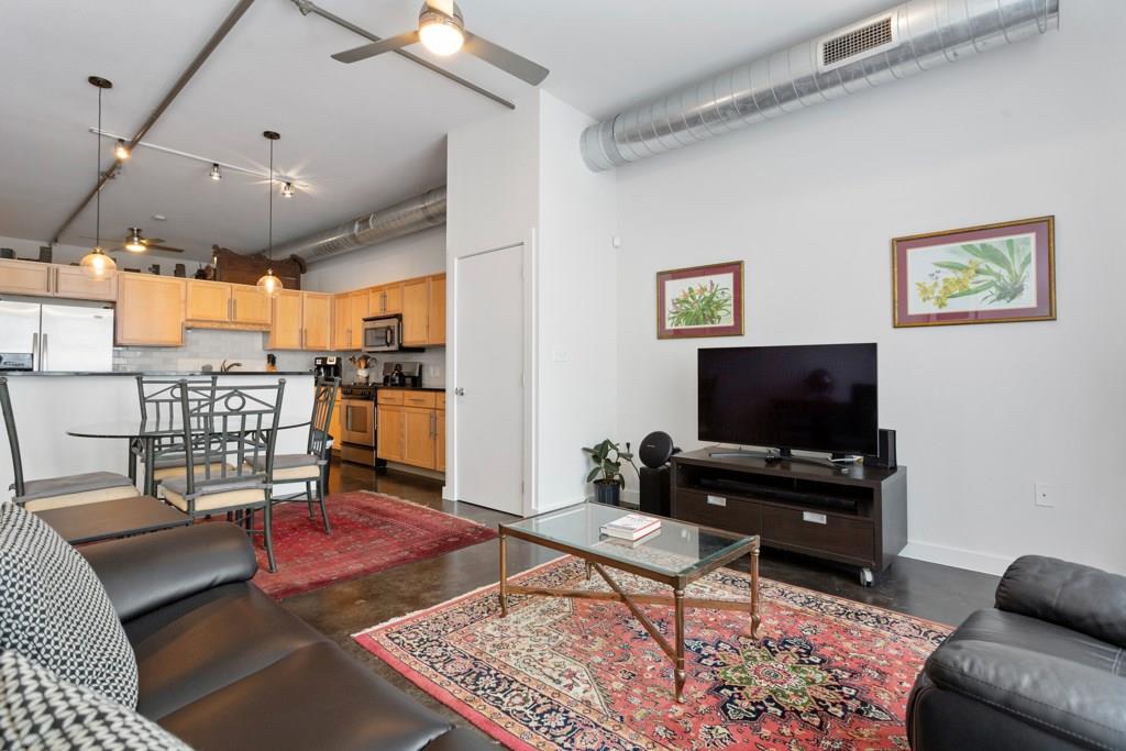 1601 East Cesar Chavez Street, Unit 207 Austin, TX 78702 - Photo 14 of 28