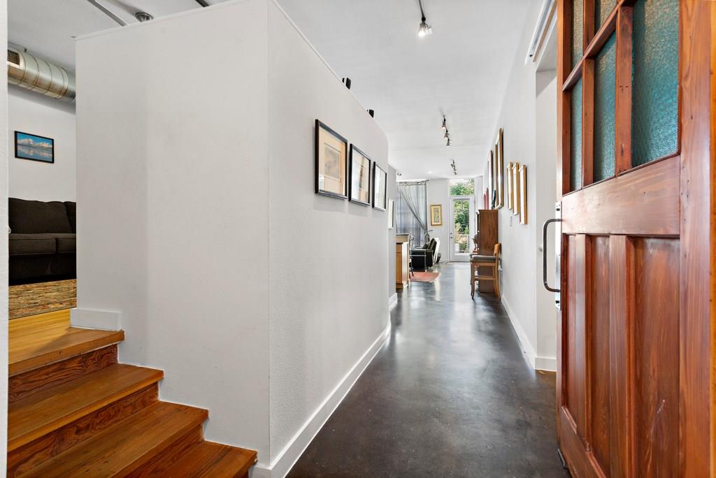 1601 East Cesar Chavez Street, Unit 207 Austin, TX 78702 - Photo 16 of 28