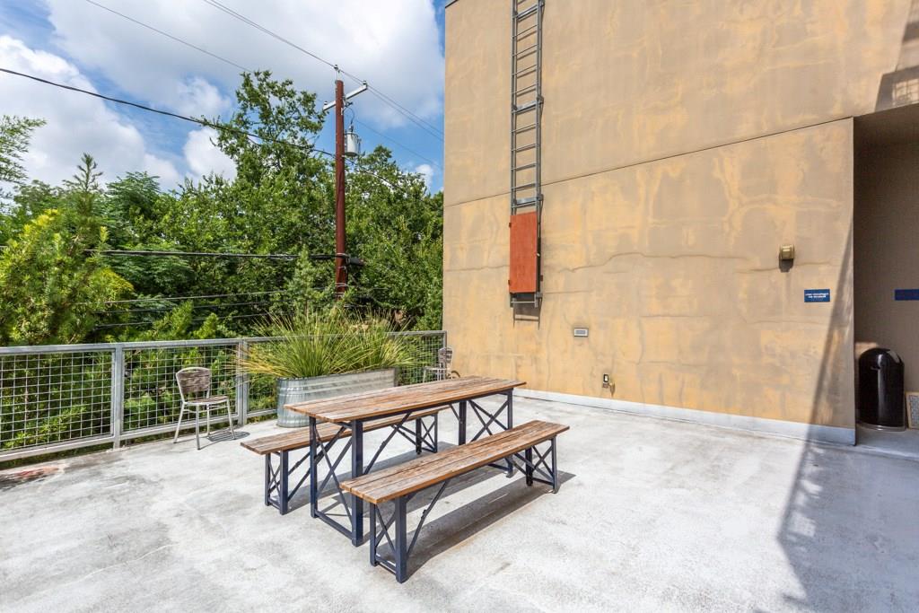 1601 East Cesar Chavez Street, Unit 207 Austin, TX 78702 - Photo 25 of 28