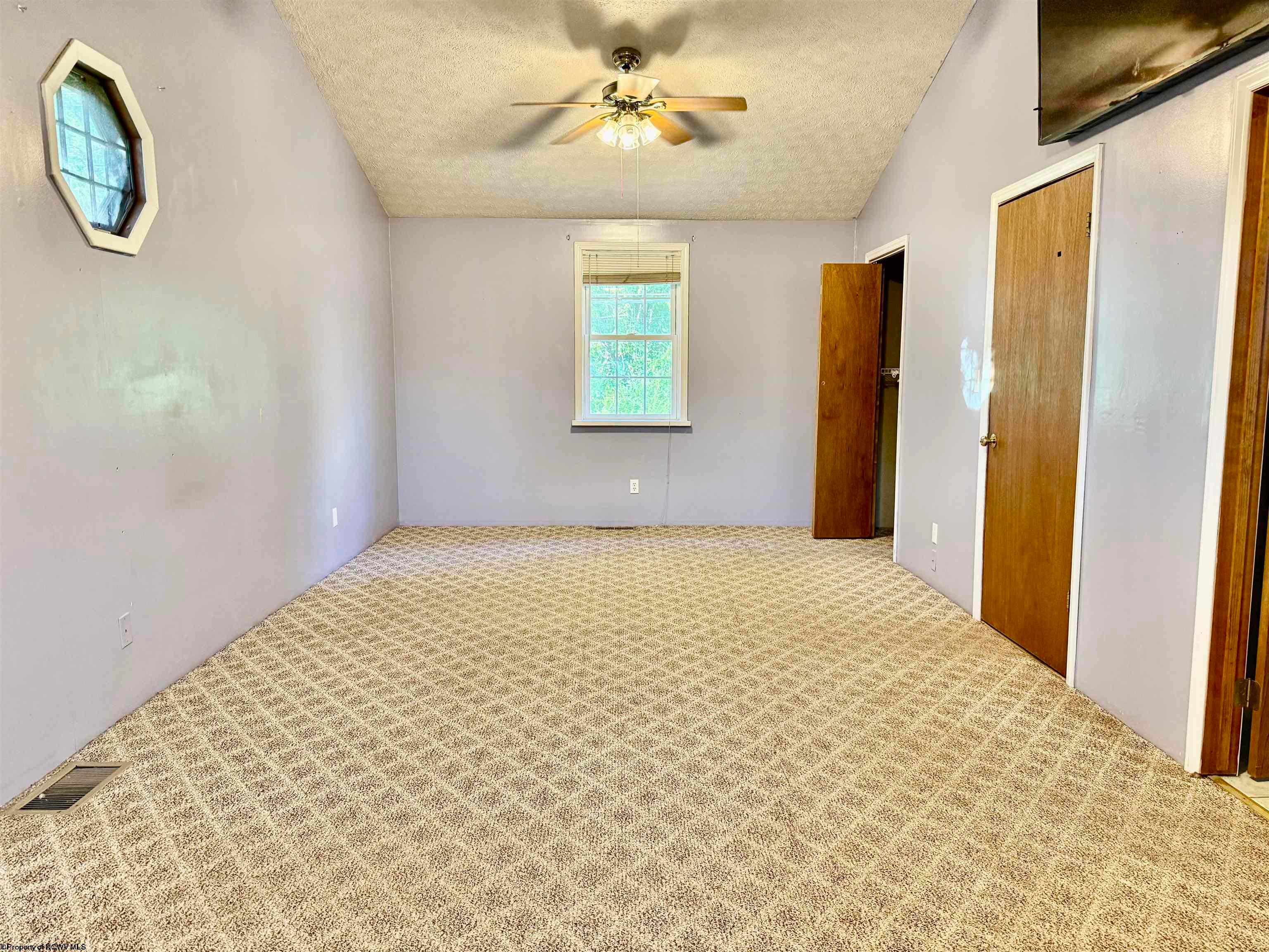 602 Hoult Road Fairmont, WV 26554 - Photo 25 of 40 Gallery Image 25
