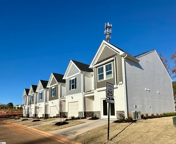 $234,900 | 12 Stoneview Way, Taylors, SC 29687