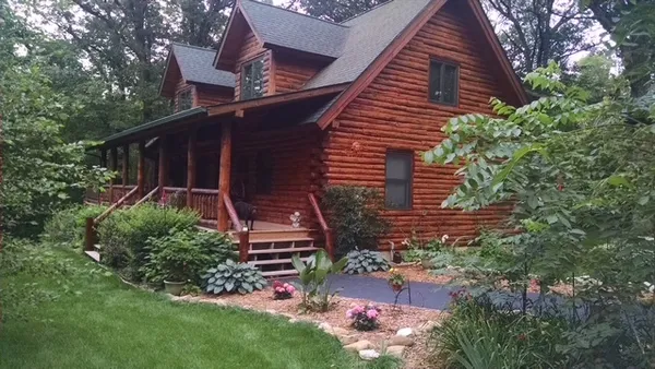 $585,000 | 48 Indian Hills Drive, Putnam, IL 61560