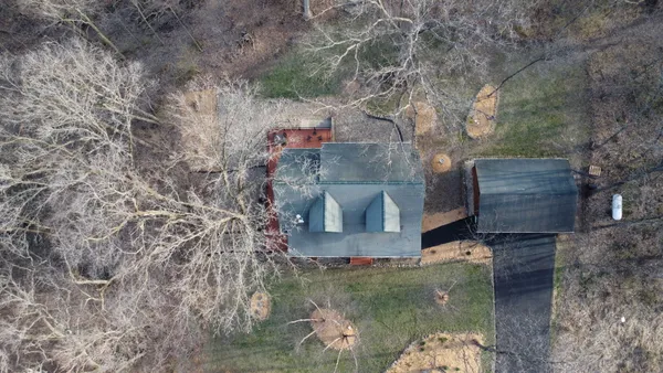 $585,000 | 48 Indian Hills Drive, Putnam, IL 61560