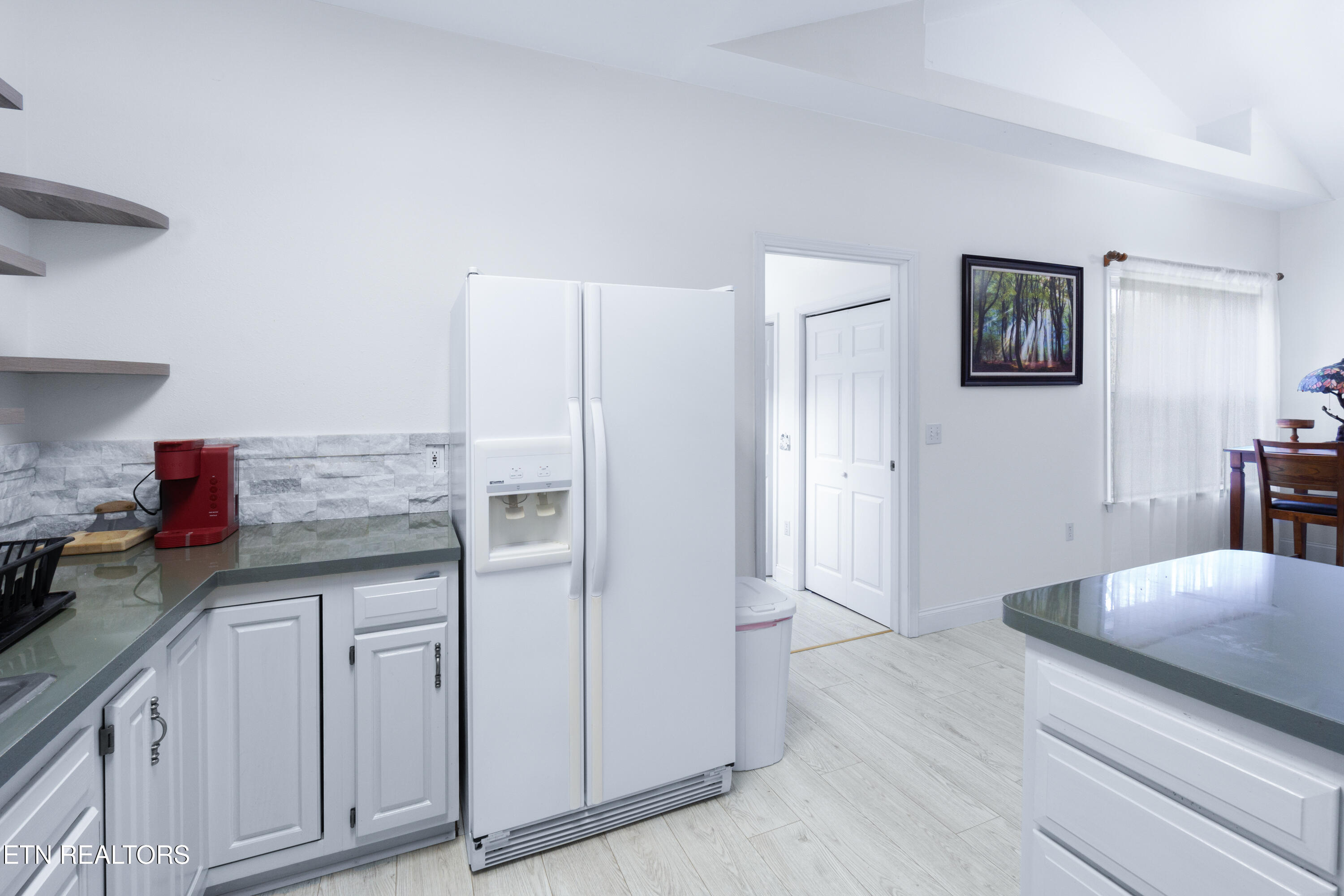 127 Pine Loop Drive Madisonville, TN 37354 - Photo 17 of 39 127 Pine Loop Dr-12