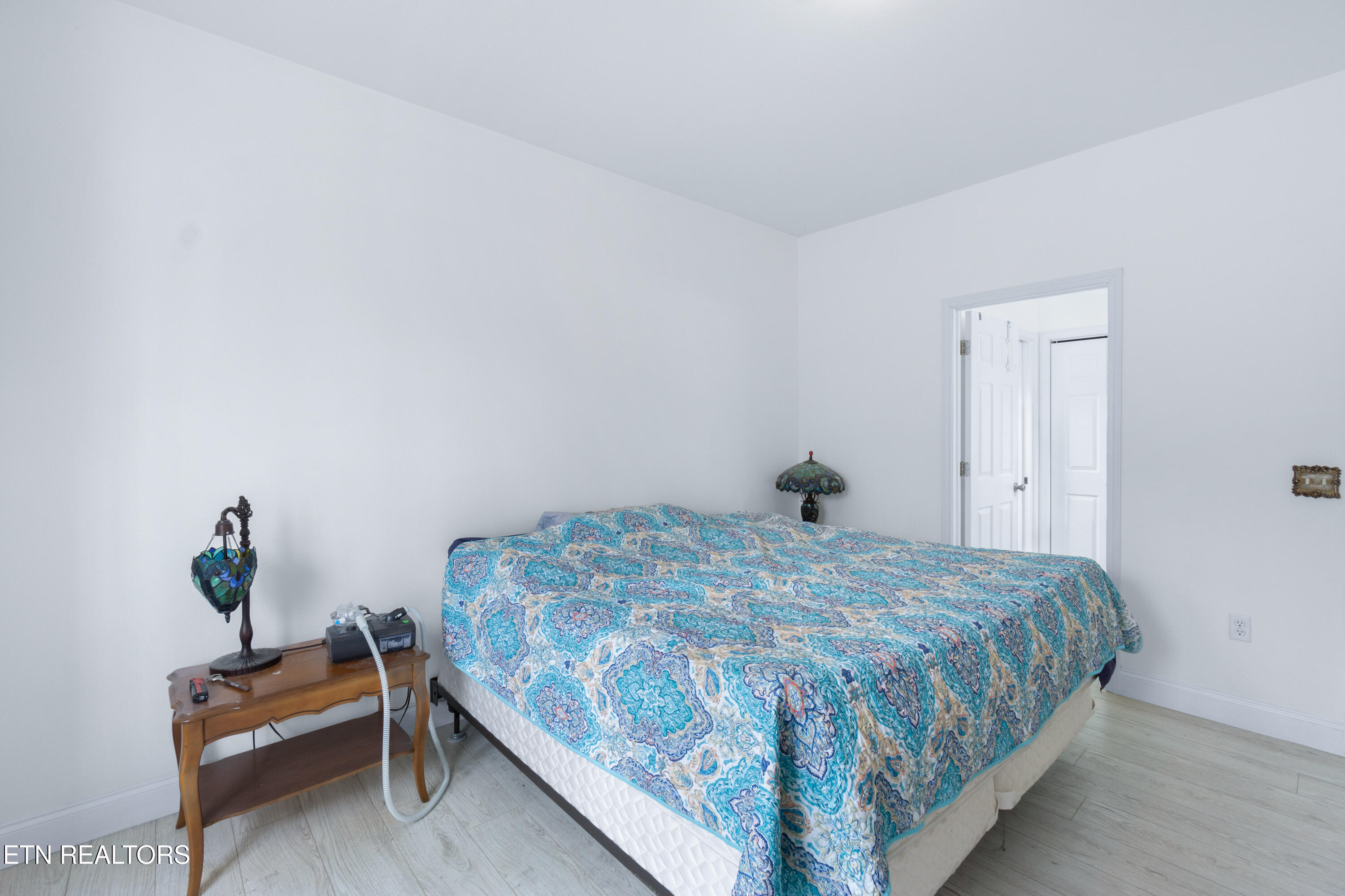 127 Pine Loop Drive Madisonville, TN 37354 - Photo 20 of 39 127 Pine Loop Dr-24