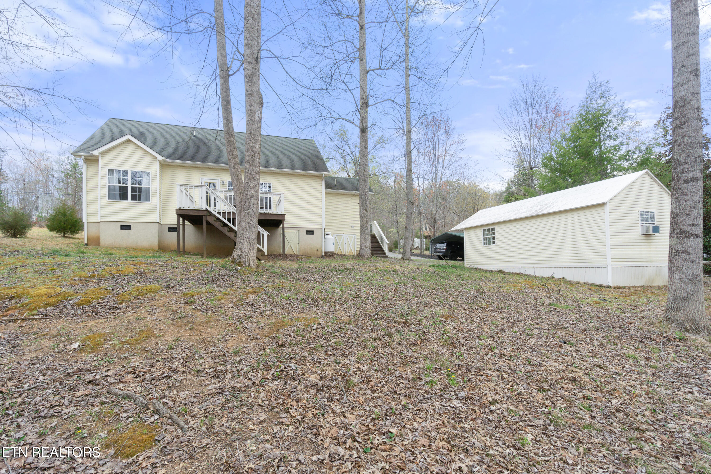 127 Pine Loop Drive Madisonville, TN 37354 - Photo 37 of 39 127 Pine Loop Dr-33