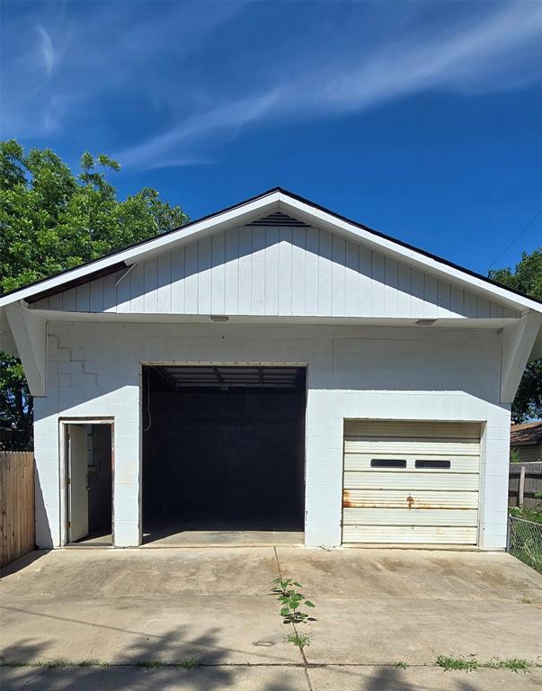 1817 Ruth Street Arlington, TX 76010 - Photo 14 of 16