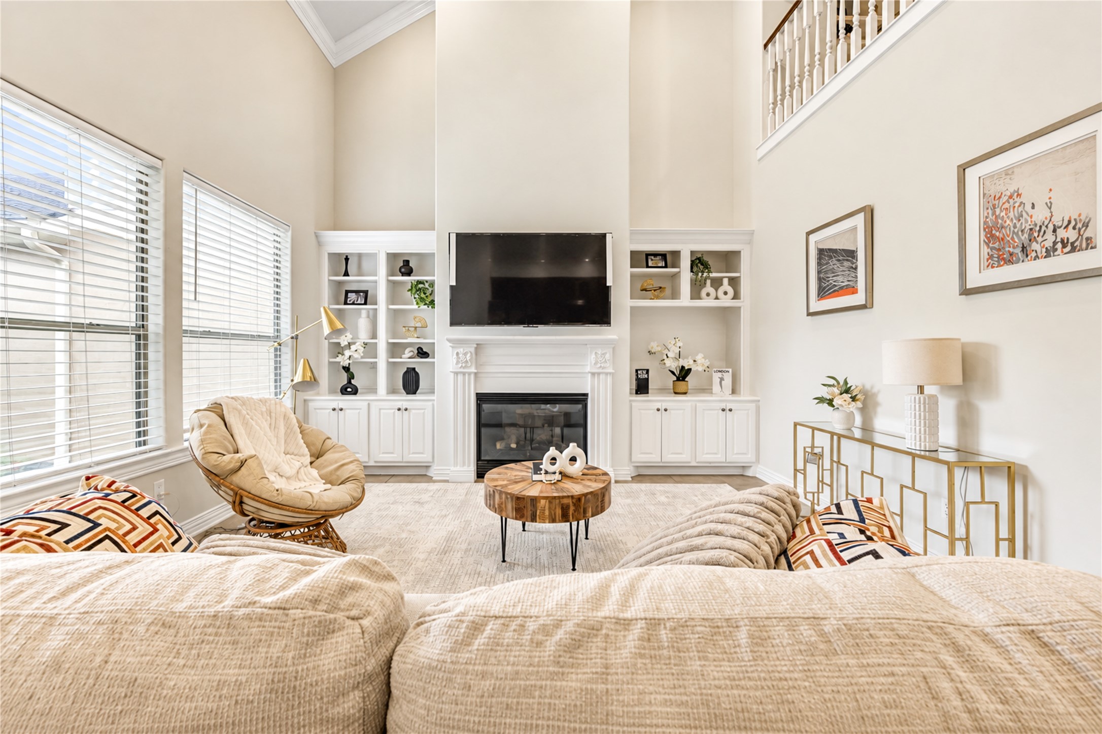 2011 Spring Cedar Lane Houston, TX 77077 - Photo 4 of 42 Gallery Image 4