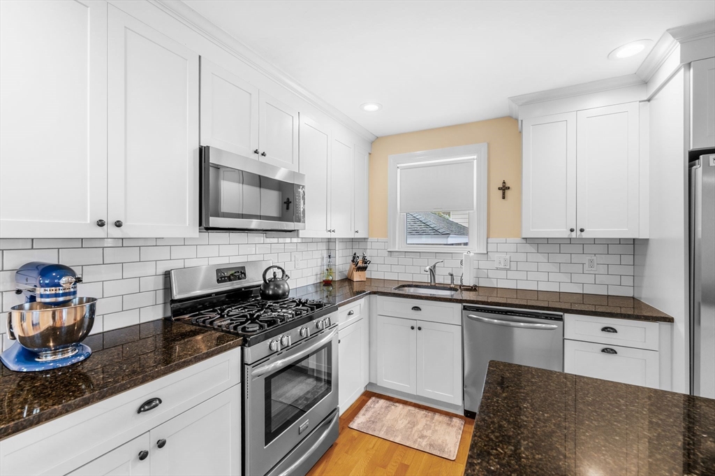 3 Preston Road, Unit 1 Salem, MA 01970 - Photo 18 of 38