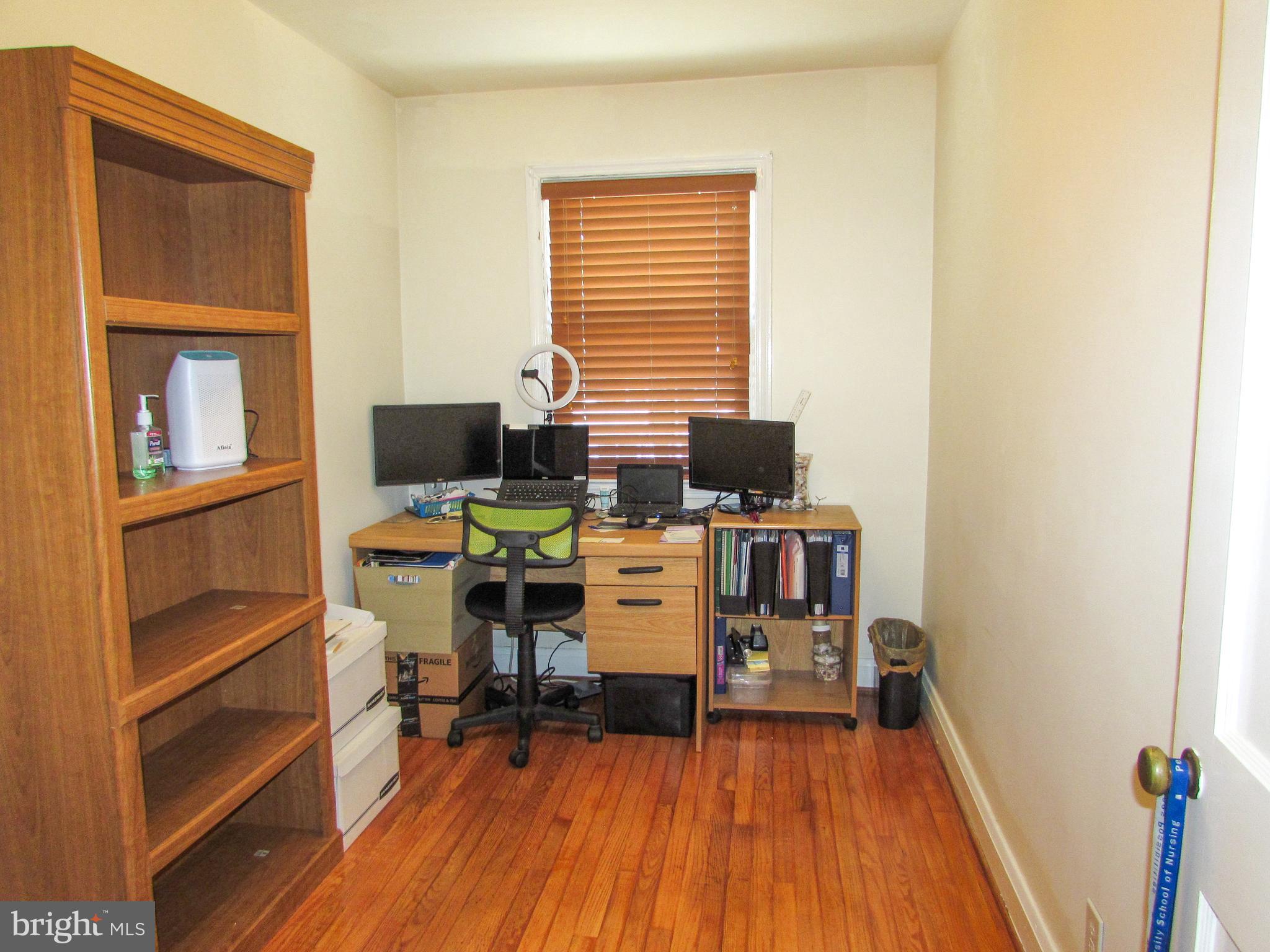 1029 Elm Road Halethorpe, MD 21227 - Photo 22 of 31 UPSTAIRS BEDROOM #3 / OFFICE