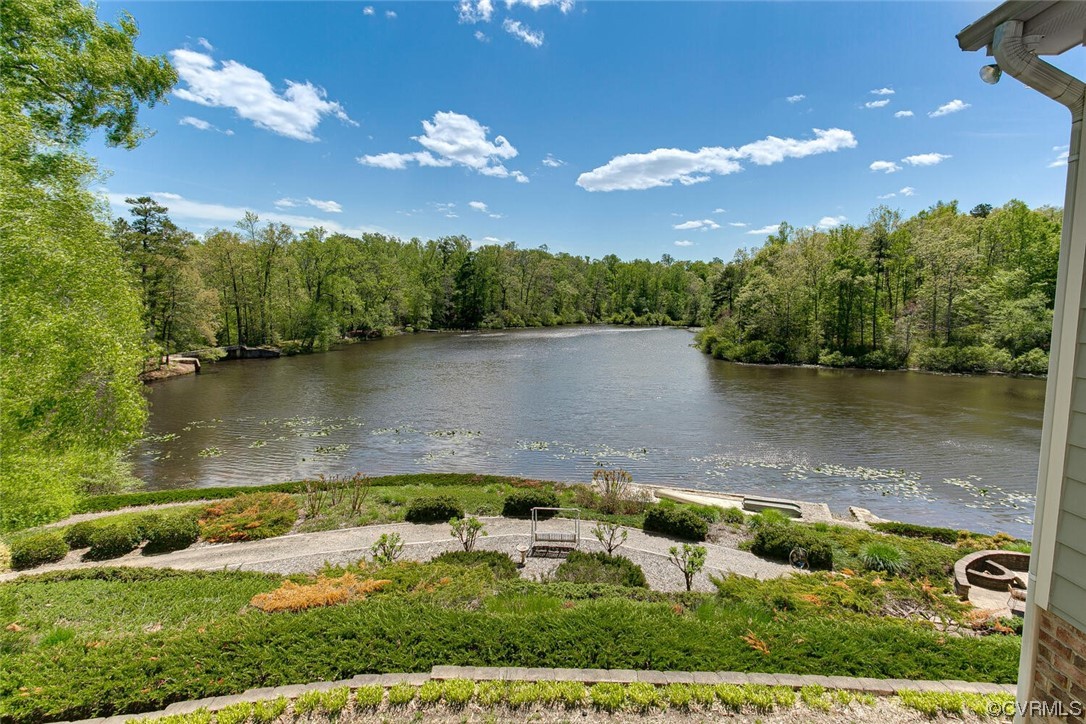 3535 Meadow Road Sandston, VA 23150 - Photo 3 of 50 a view of a lake in middle of the town