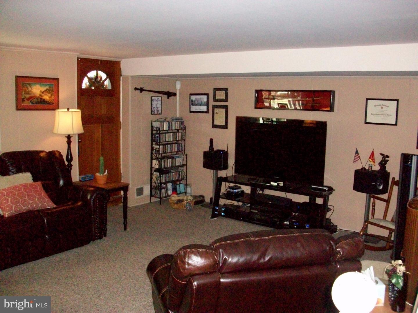 13029 Worthington Road Philadelphia, PA 19116 - Photo 15 of 25