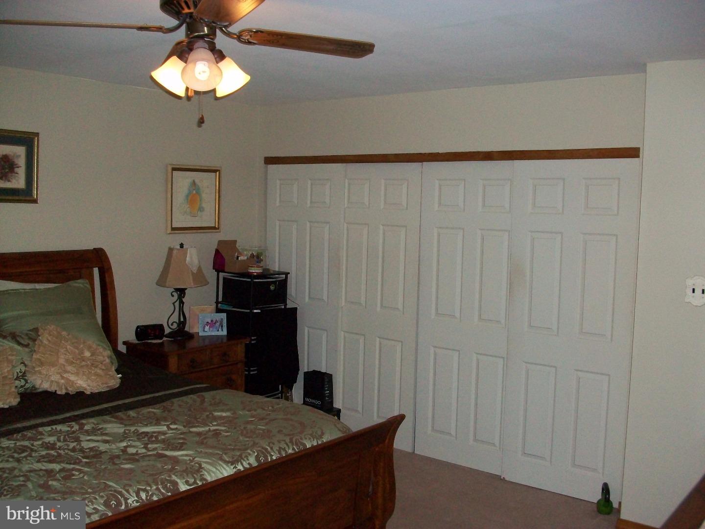 13029 Worthington Road Philadelphia, PA 19116 - Photo 20 of 25