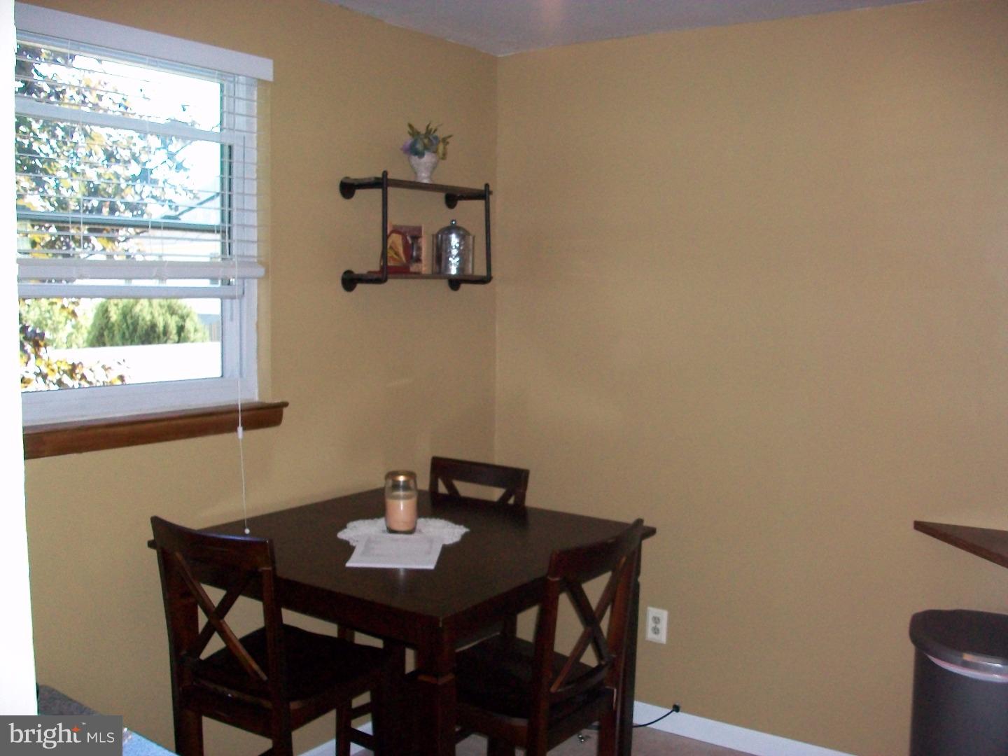 13029 Worthington Road Philadelphia, PA 19116 - Photo 10 of 25