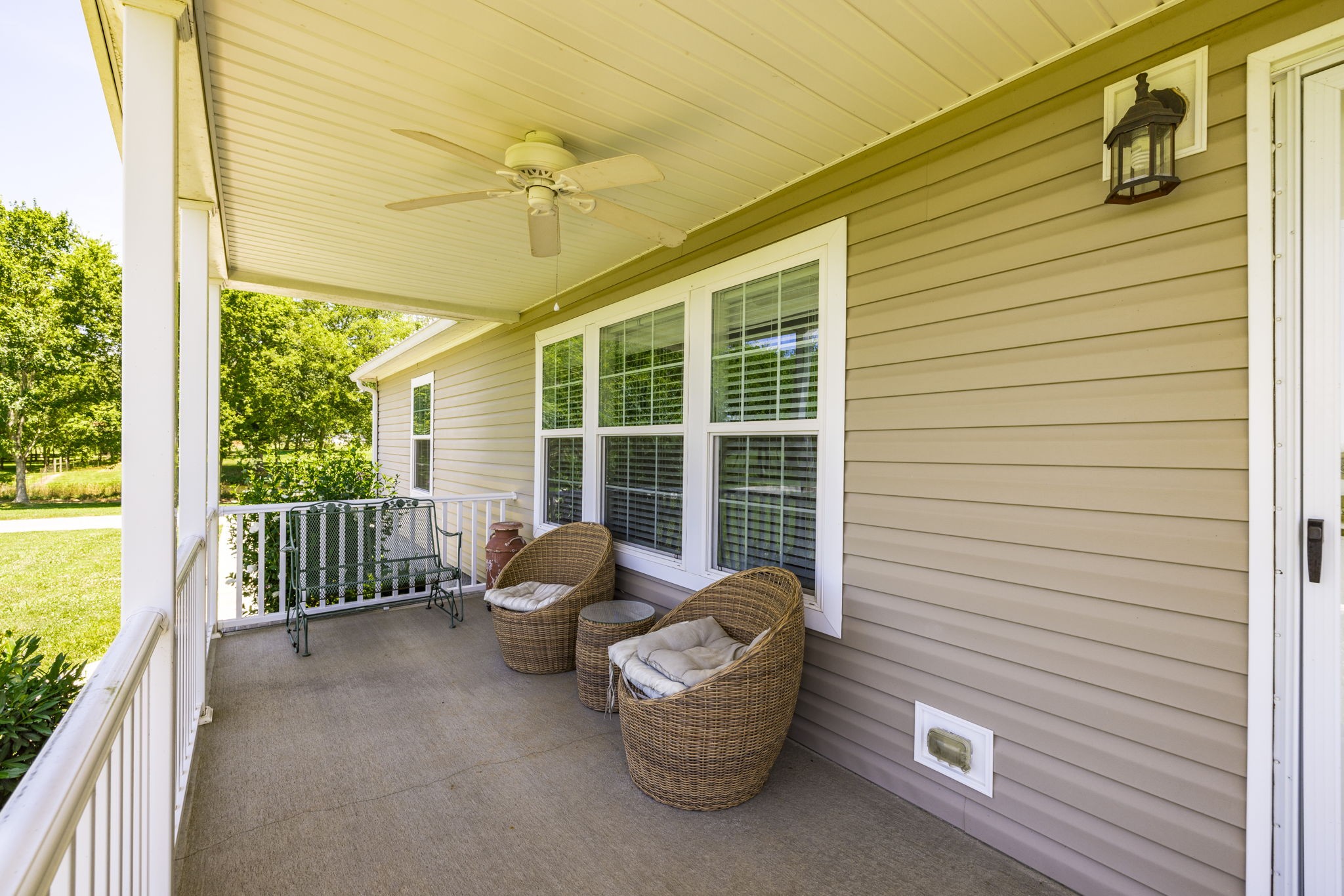 4265 Armstrong Road Springfield, TN 37172 - Photo 5 of 57 a view of a patio with a table and chairs
