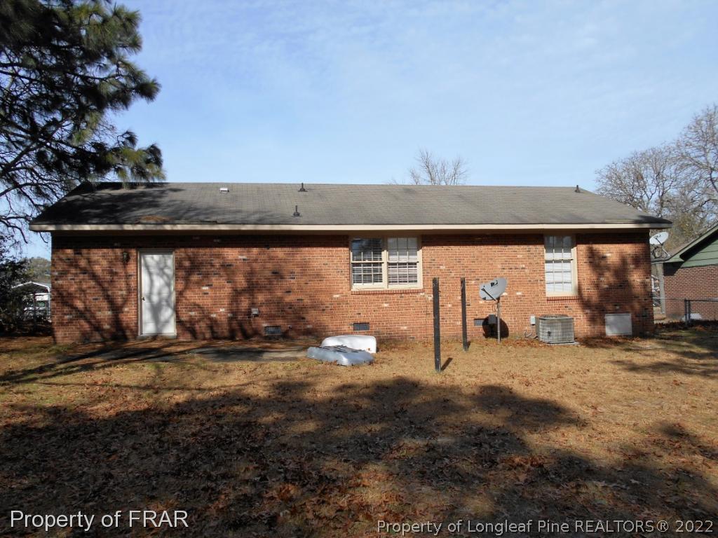 5725 Sagamore Road Hope Mills, NC 28348 - Photo 2 of 8 Gallery Image 2