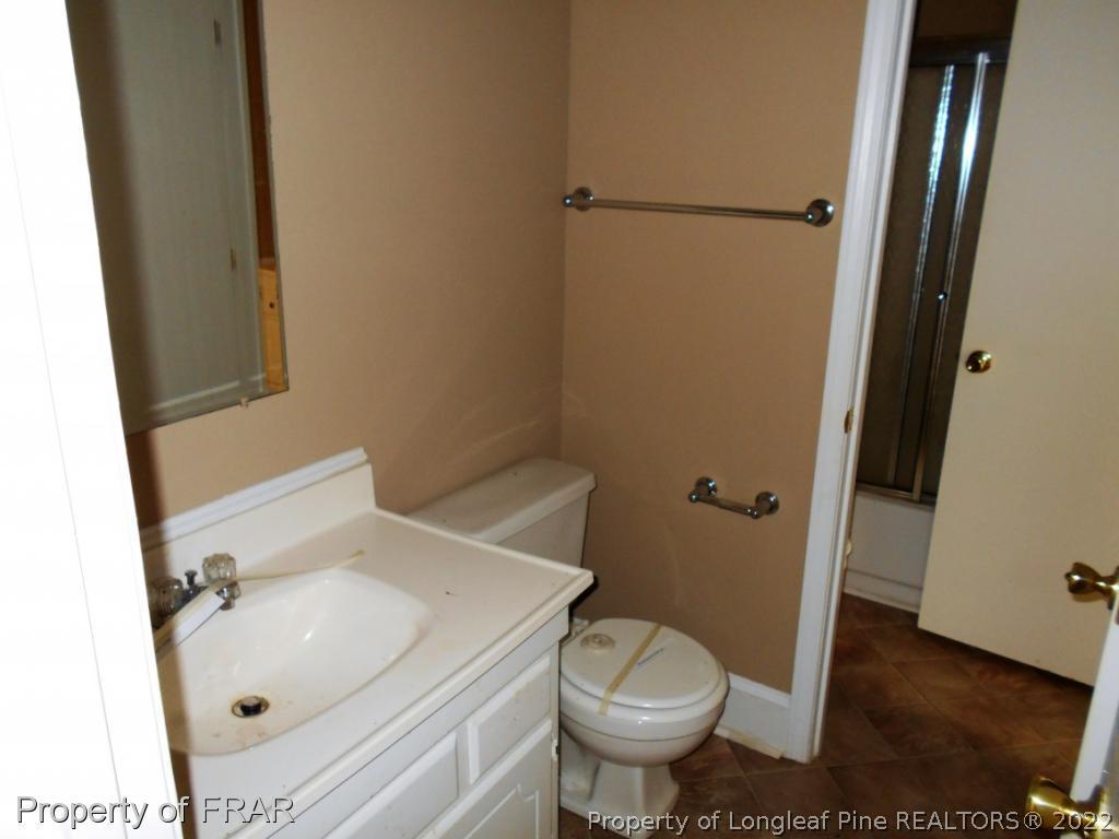 5725 Sagamore Road Hope Mills, NC 28348 - Photo 4 of 8 Gallery Image 4