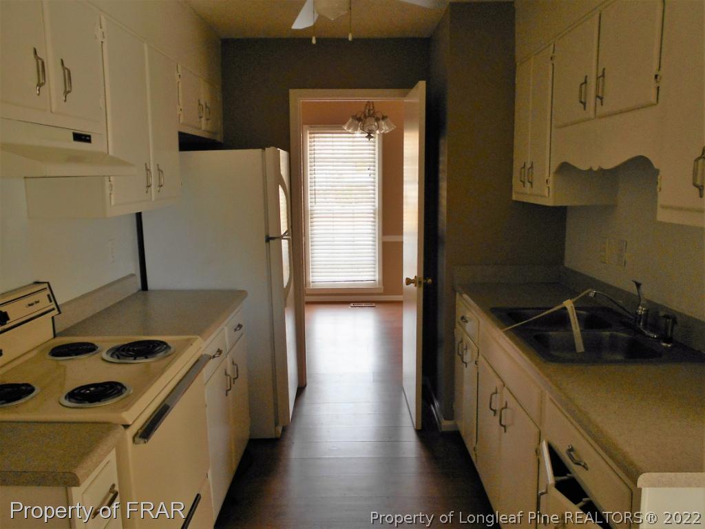 5725 Sagamore Road Hope Mills, NC 28348 - Photo 6 of 8 Gallery Image 6