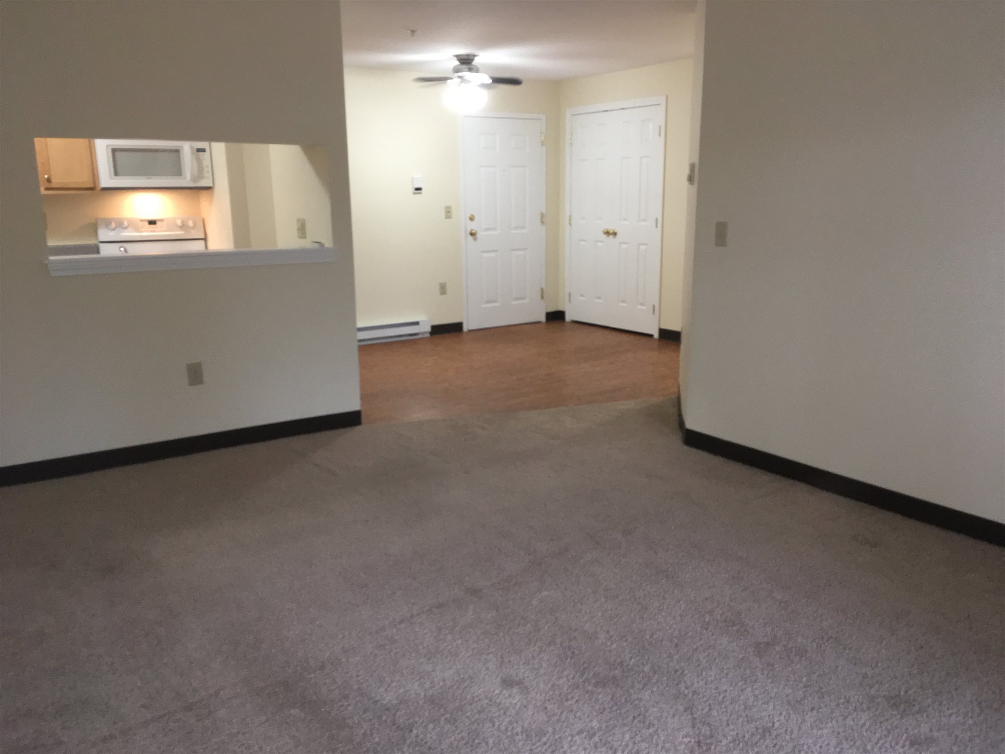 101 Eastern Avenue, Unit 303 Manchester, NH 03104 - Photo 23 of 40