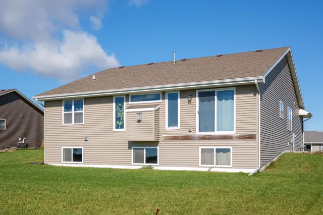 $539,900 | 119 East Gailen Lane, Milton, WI 53563