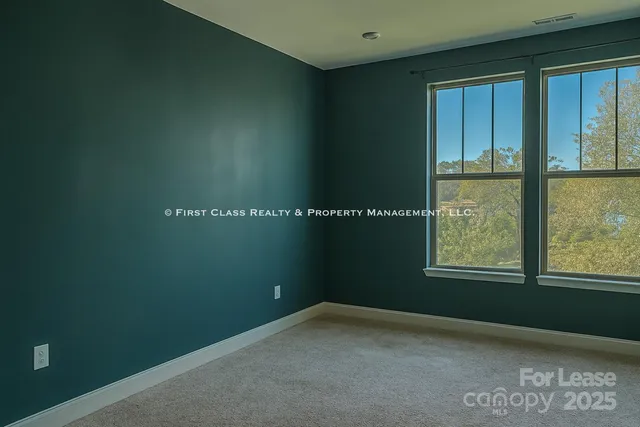 $2,870 | Undisclosed Address, Charlotte, NC 28208