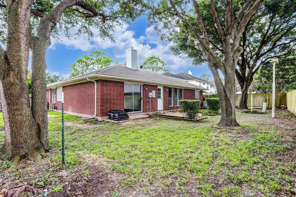16618 Parliament Street Houston, TX 77083 - Photo 15 of 15