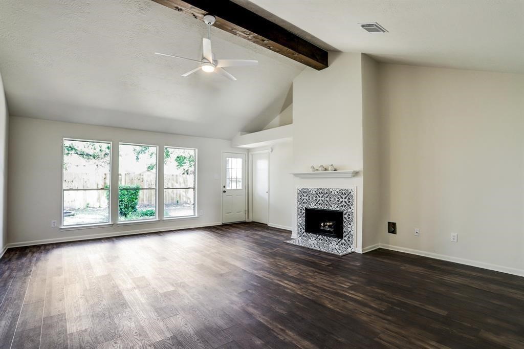 16618 Parliament Street Houston, TX 77083 - Photo 4 of 15