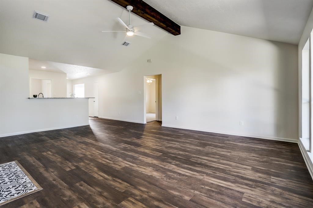 16618 Parliament Street Houston, TX 77083 - Photo 5 of 15