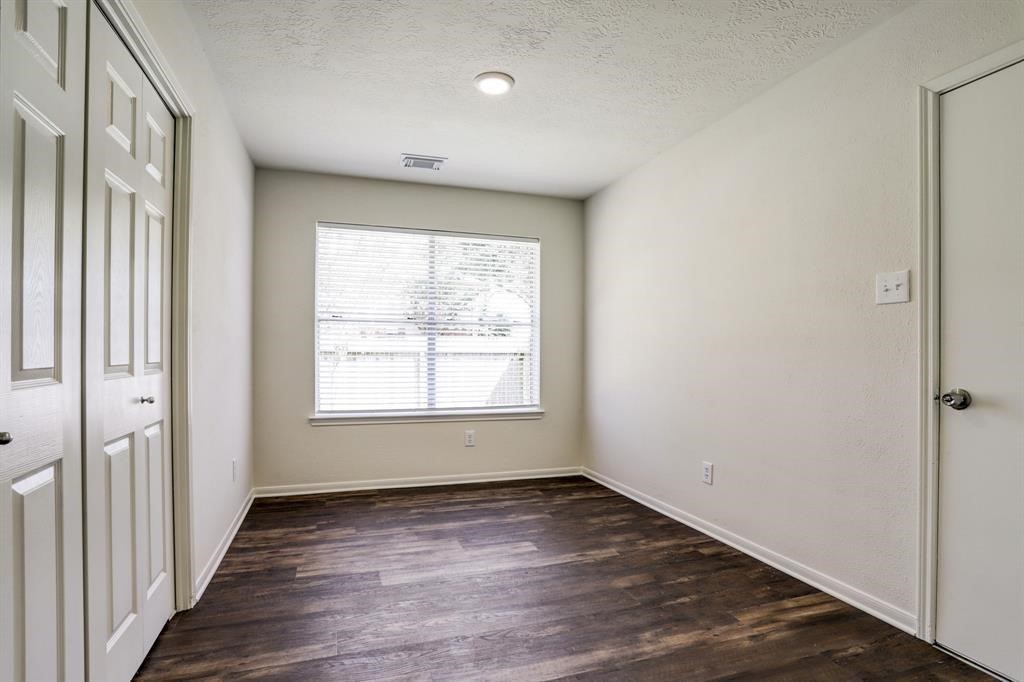 16618 Parliament Street Houston, TX 77083 - Photo 8 of 15