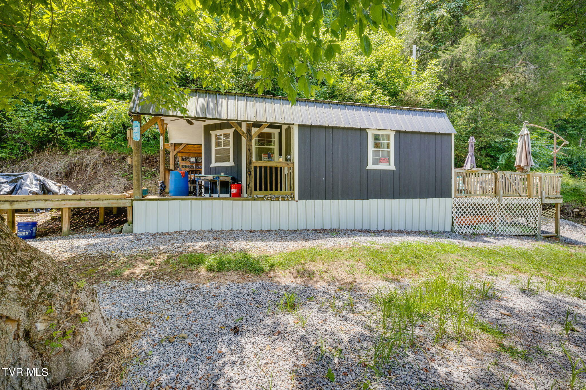 0 Waters Edge Road Duffield, VA 24244 - Photo 1 of 25 001